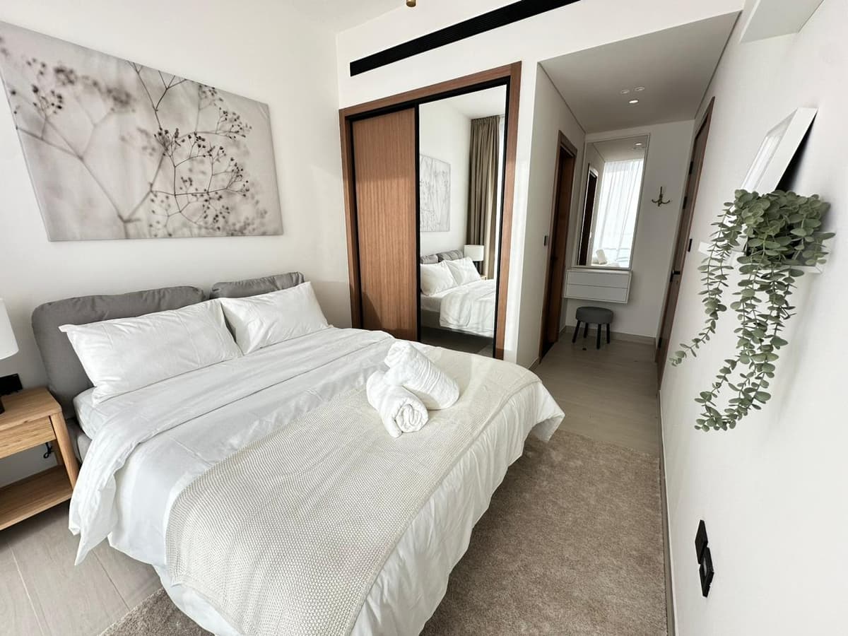 Dubai luxury property listing - Photo 1