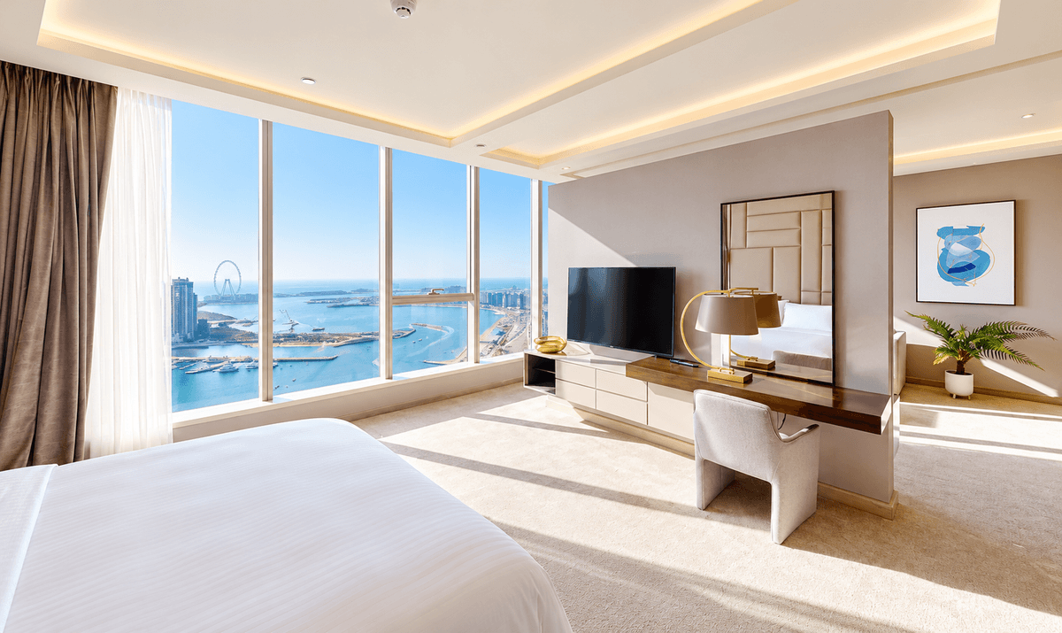 Dubai luxury property listing - Photo 4