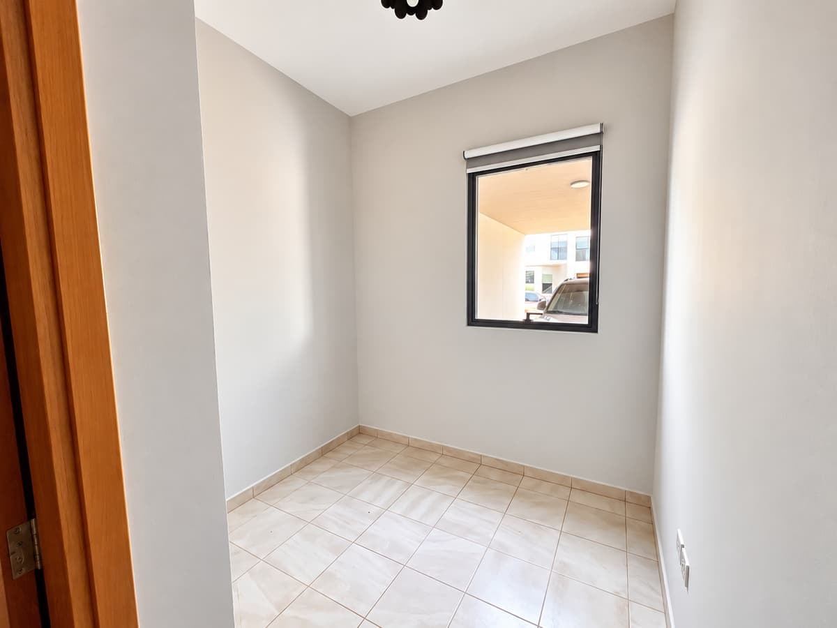 Dubai luxury property listing - Photo 1