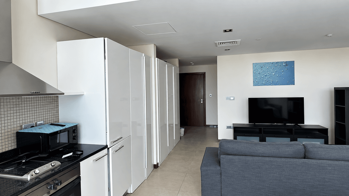 Dubai luxury property listing - Photo 2