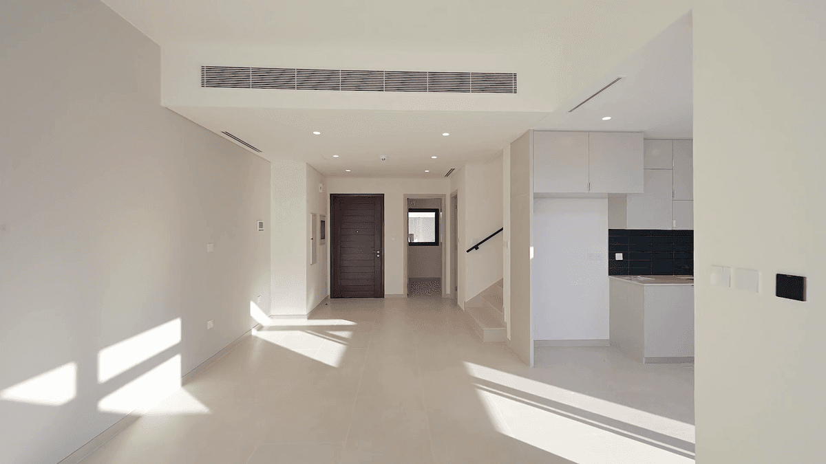Dubai luxury property listing - Photo 1