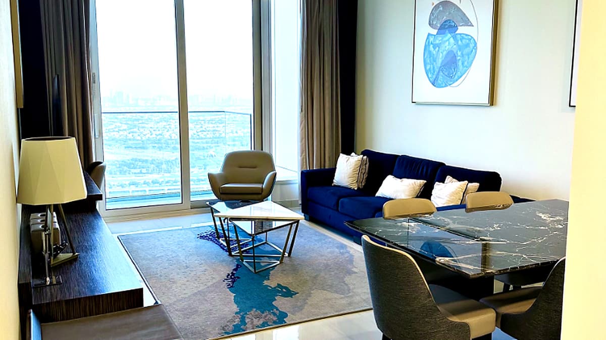 Dubai luxury property listing - Photo 3