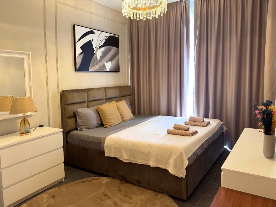 Dubai luxury property listing - Photo 2
