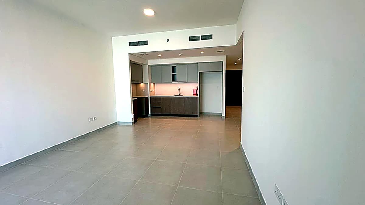 Dubai luxury property listing - Photo 2