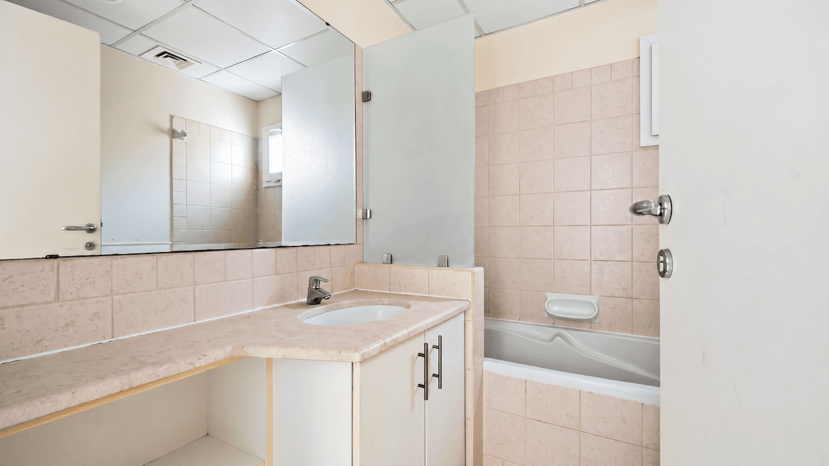 Dubai luxury property listing - Photo 5