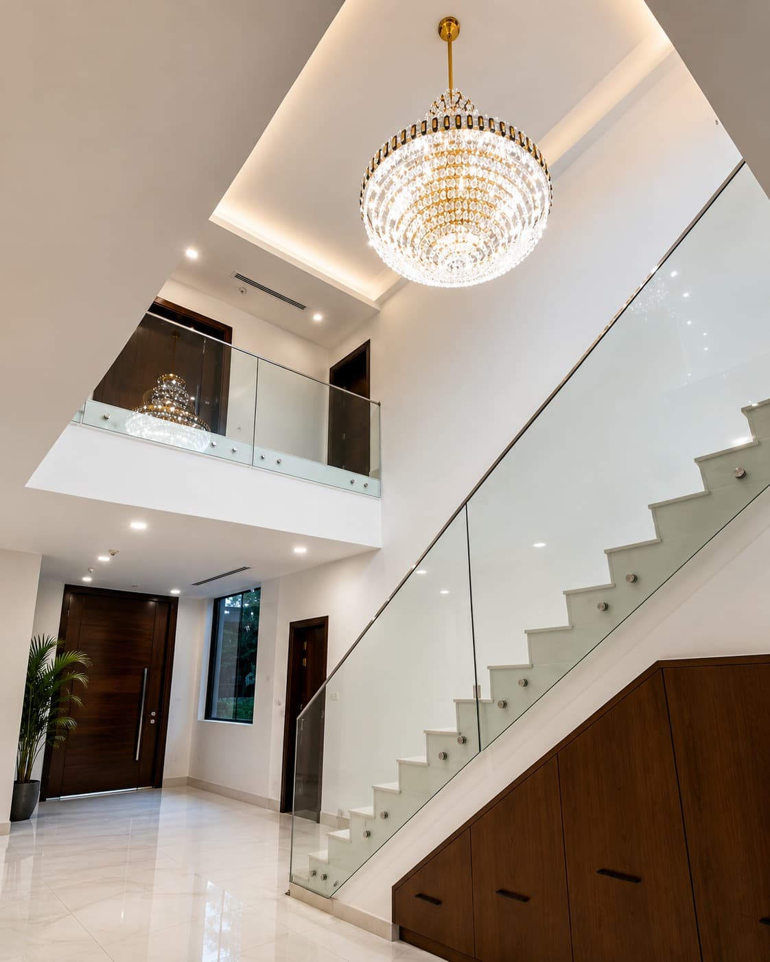 Dubai luxury property listing - Photo 2