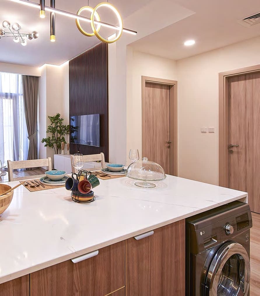 Dubai luxury property listing - Photo 3