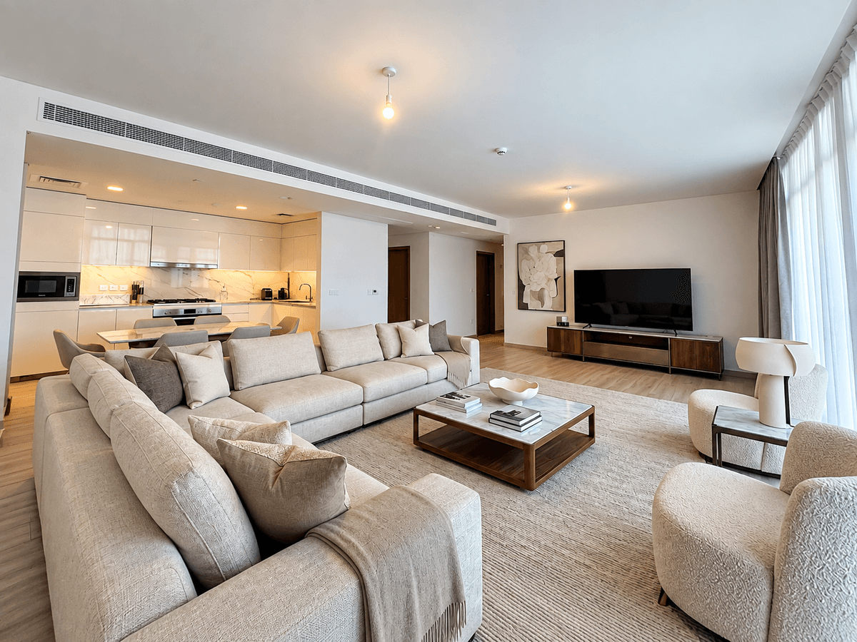 Dubai luxury property listing - Photo 3