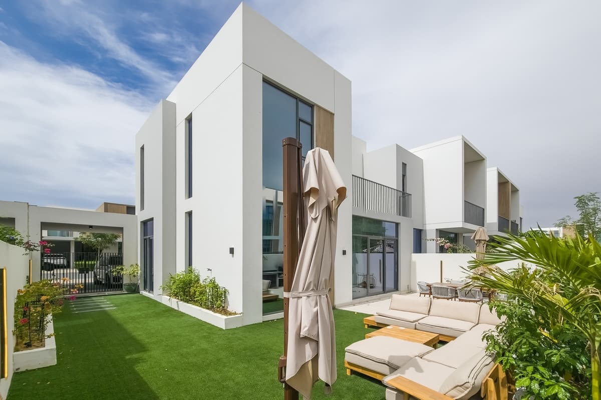 Dubai luxury property listing - Photo 5