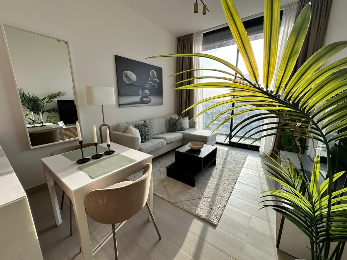 Dubai luxury property listing - Photo 3