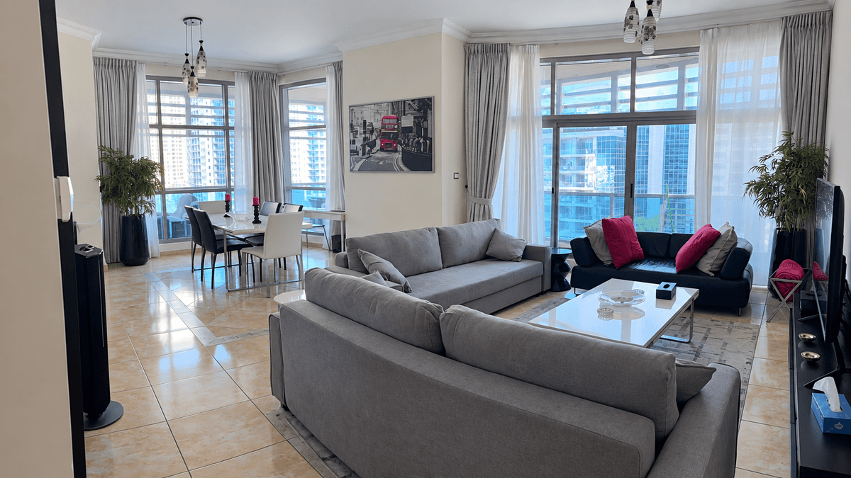 Dubai luxury property listing - Photo 3