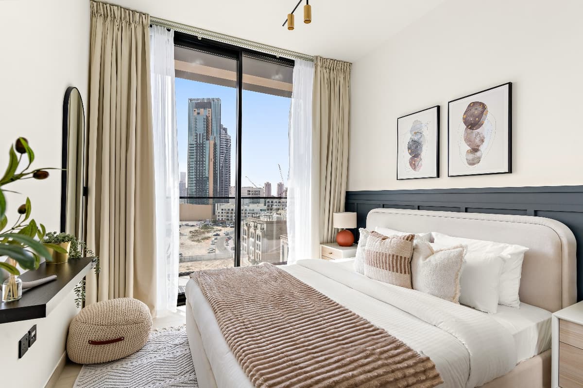 Dubai luxury property listing - Photo 2