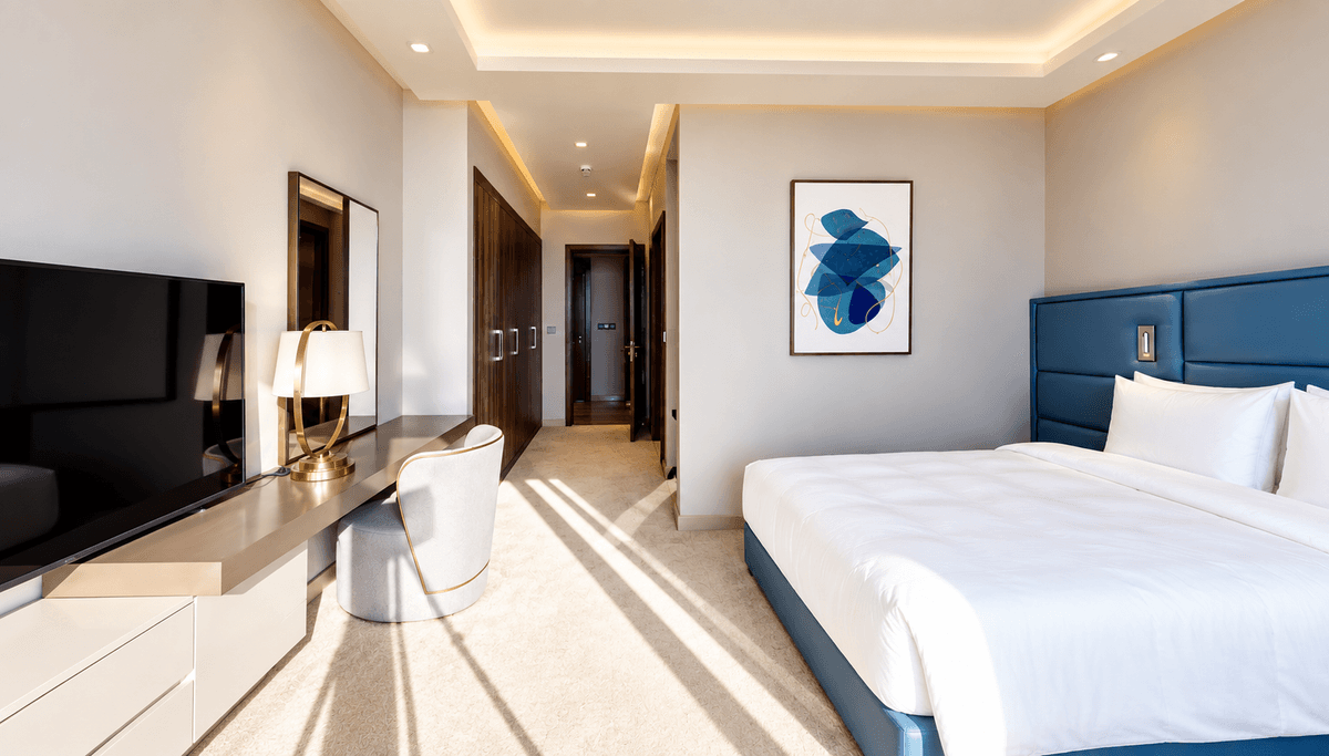 Dubai luxury property listing - Photo 3