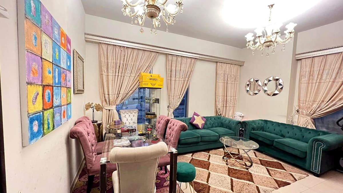 Dubai luxury property listing - Photo 5