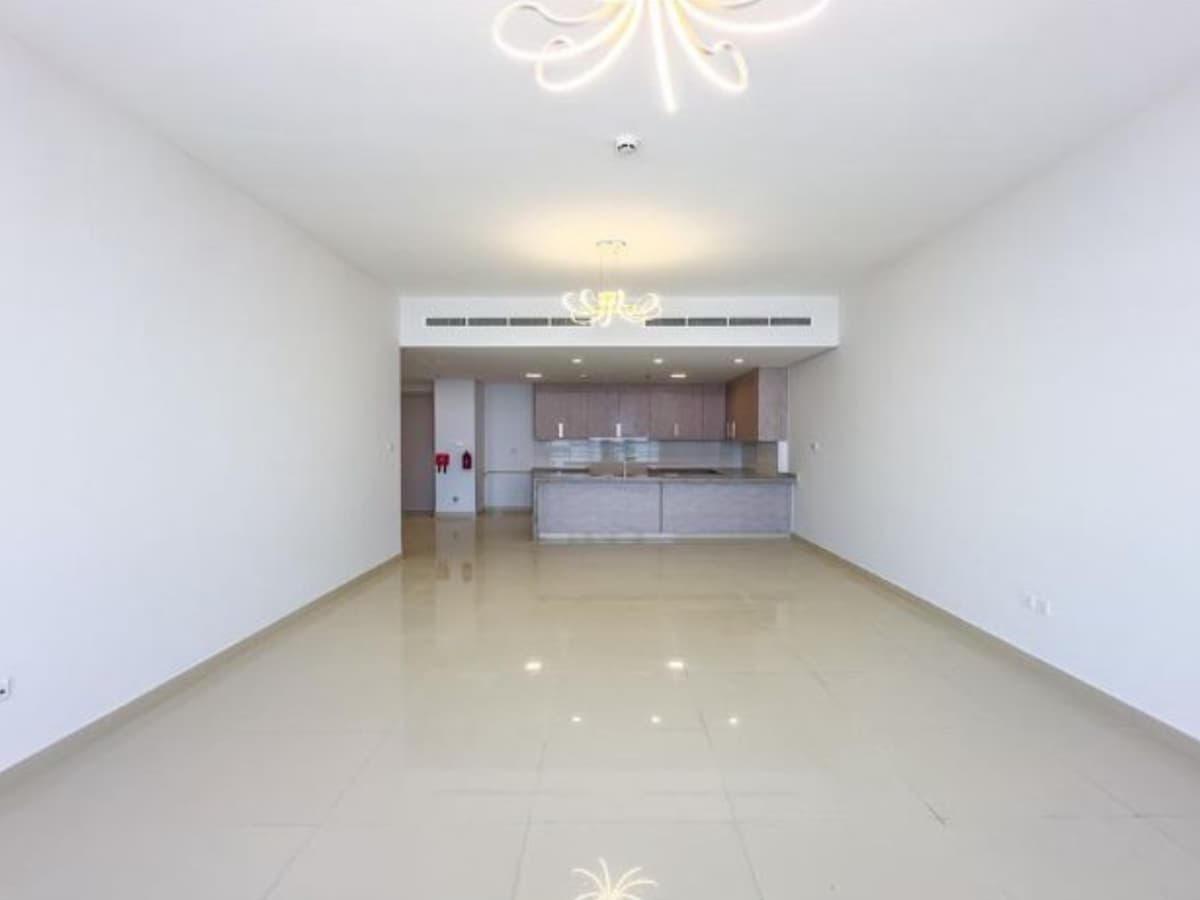 Dubai luxury property listing - Photo 3