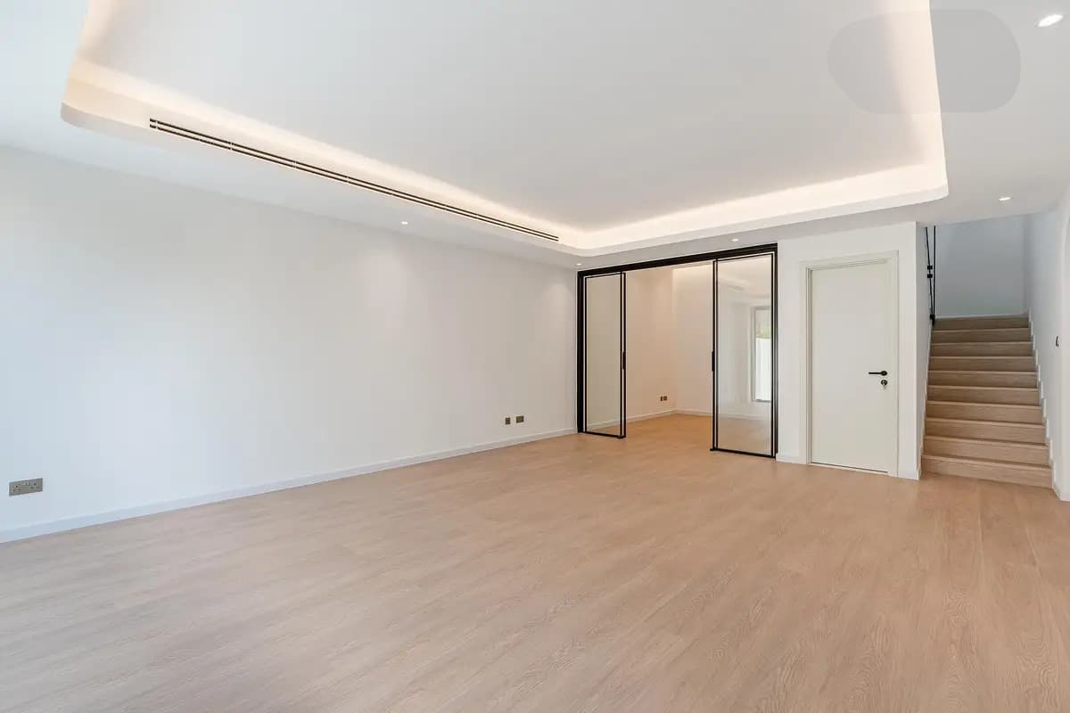 Dubai luxury property listing - Photo 1