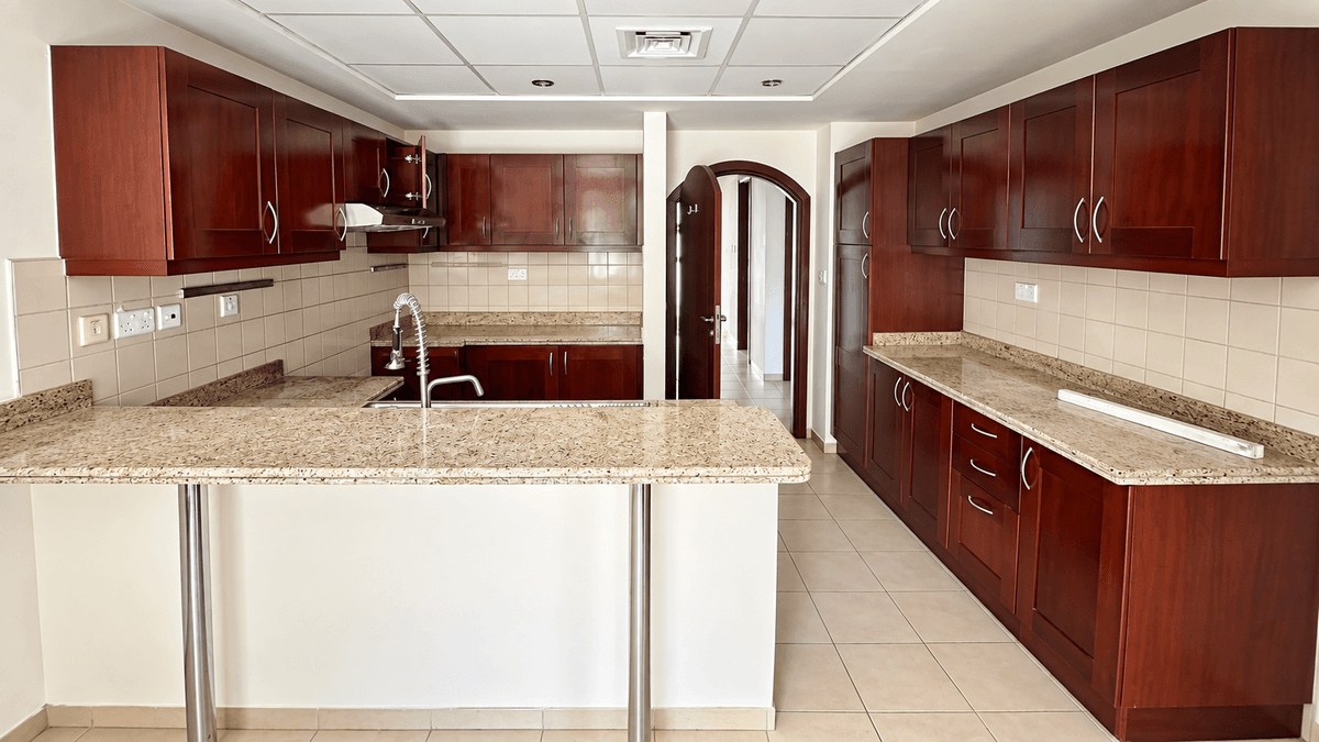 Dubai luxury property listing - Photo 3