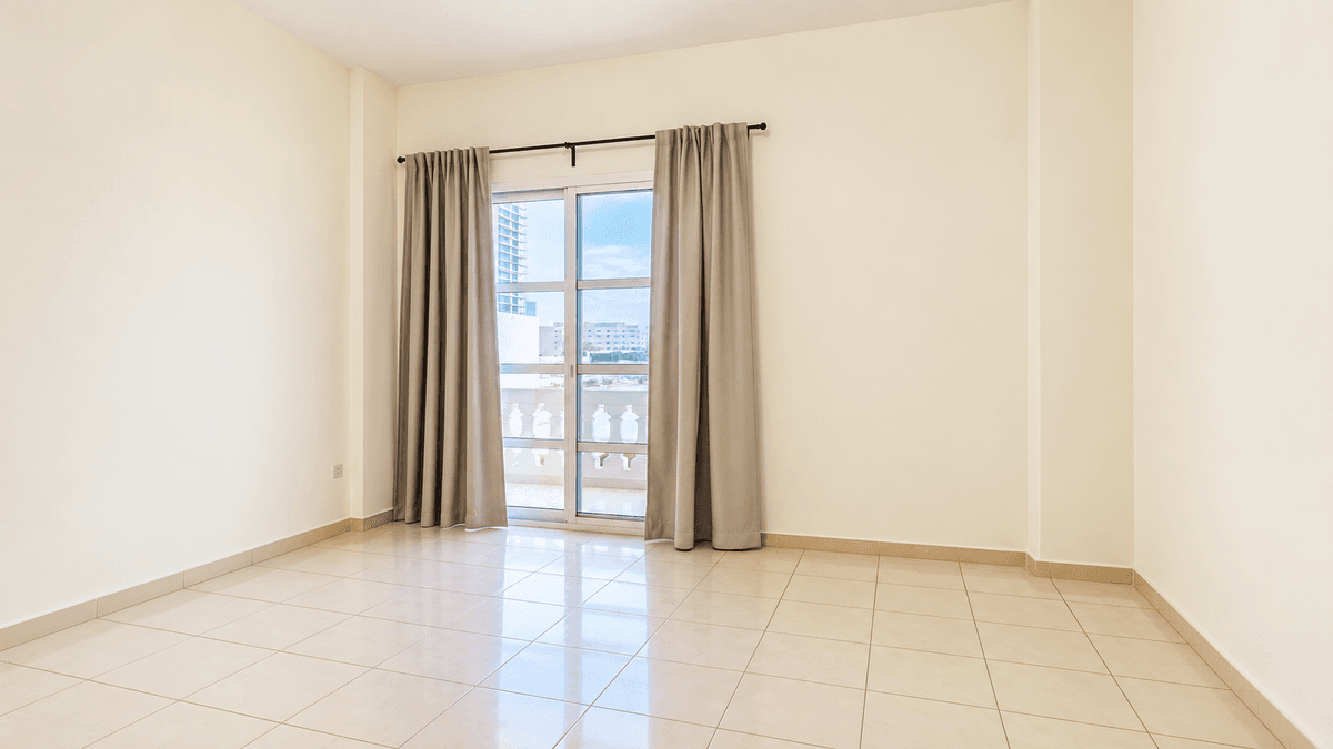 Dubai luxury property listing - Photo 3