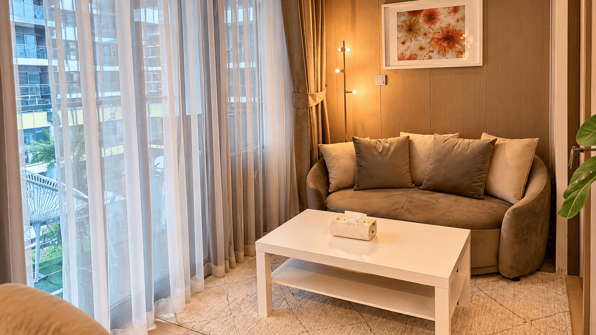 Dubai luxury property listing - Photo 2