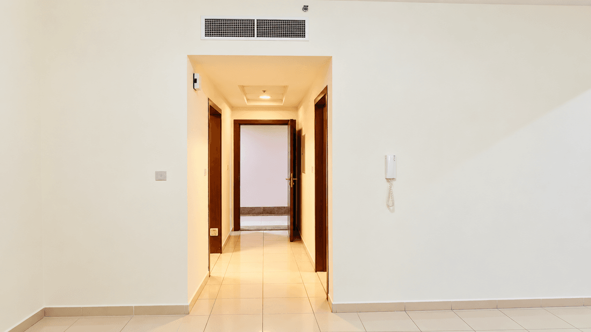 Dubai luxury property listing - Photo 2