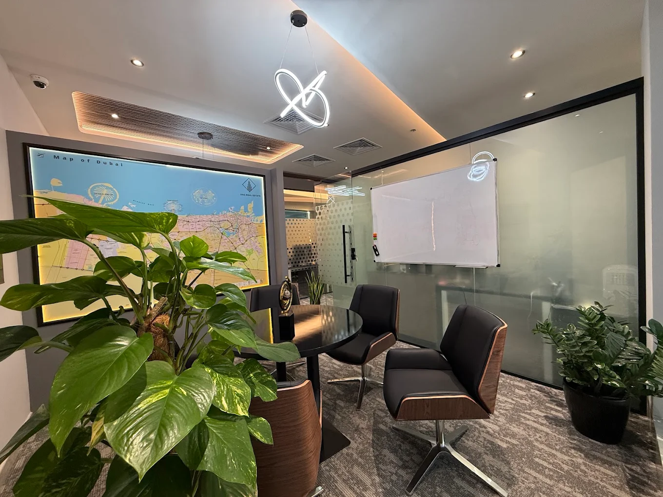Dubai luxury real estate investment opportunities - Dubai property guide